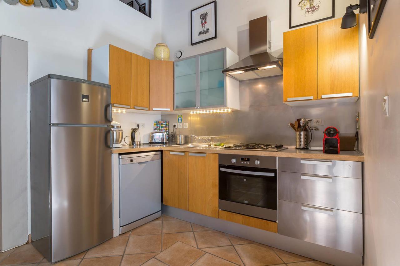 Guestready- Typical Croix-Roussien Flat Apartment Лион Екстериор снимка